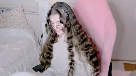 MY FANSLY  online show from April 21, 8:05 pm