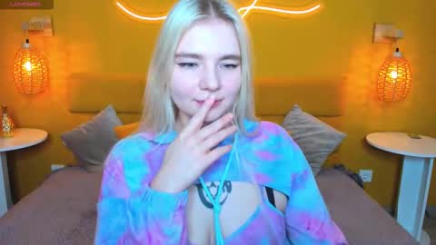 ruthbryant online show from November 9, 1:20 am