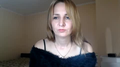 Ruth online show from October 3, 7:00 pm