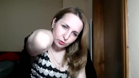 Ruth online show from April 16, 7:03 pm