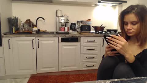 Snapshot of ruxandradanny chatting on December 12, 3:16 pm ruxandradanny online show from December 12, 3:16 pm