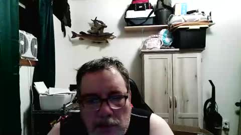 rwzar_1965 online show from April 29, 3:44 am