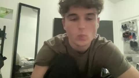 ryan online show from November 24, 3:27 am