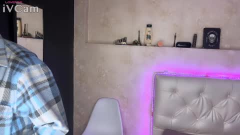 ryan_donovan online show from May 23, 8:32 am