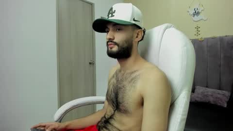 ryan_jackson_ online show from October 27, 11:05 pm