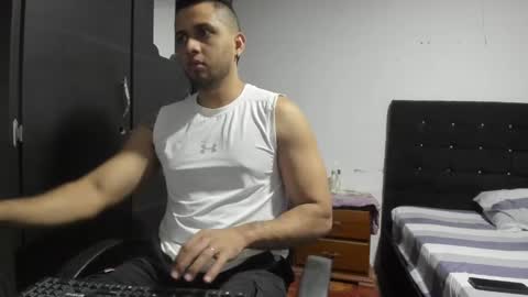 ryan_xc1 online show from March 24, 3:01 am