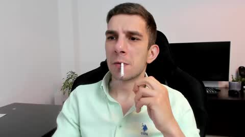 Andrew C. online show from June 7, 8:25 pm