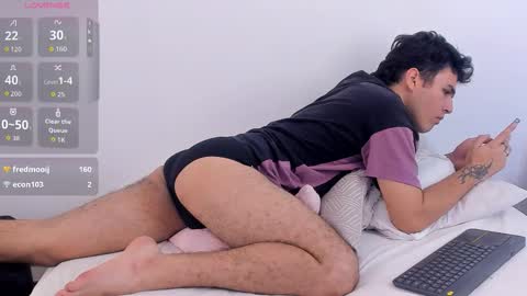 Ryan  online show from December 3, 9:26 pm