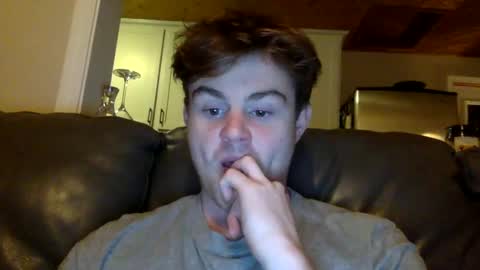 ryanhung_57 online show from December 10, 4:45 am