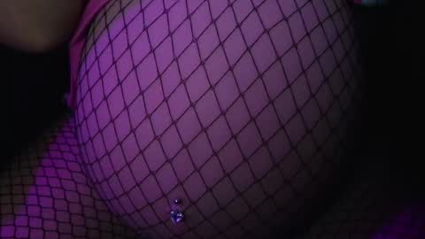 SINGLE WIDOWED MOM online show from May 30, 7:18 am