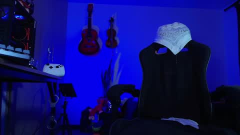 leopmonk help me reach 100 thumbs up online show from April 22, 2:52 am