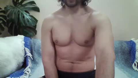 s43_ online show from March 7, 9:48 pm