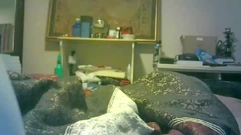 Snapshot of s4h4r4_fir3 chatting on October 6, 5:03 am W4TER FIR3 online show from October 6, 5:03 am