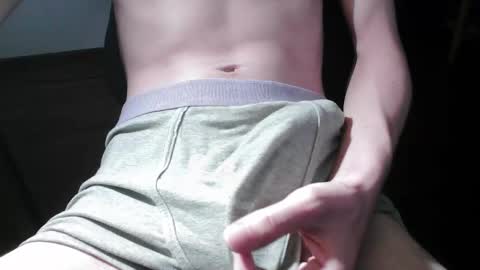 Max online show from February 12, 5:37 pm