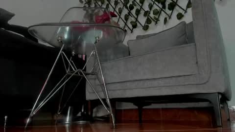 sa_anvi online show from April 16, 8:09 pm