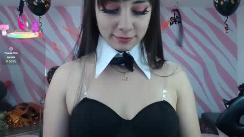 Sabrina online show from October 31, 1:44 pm