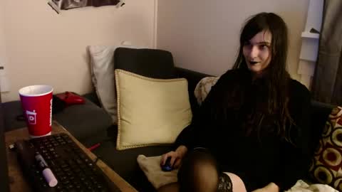 sabinewinters online show from April 26, 3:48 am