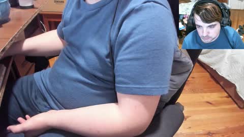 1141323  my Lord Mister Max   moms treasure online show from March 1, 8:02 pm