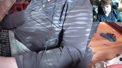 1141323  my Lord Mister Max   moms treasure online show from September 19, 7:56 am