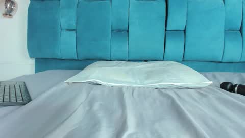 Sabrina  online show from March 21, 7:07 pm