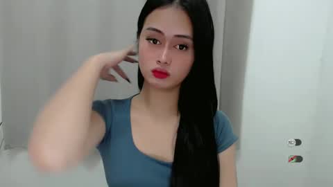 Snapshot of sabrina_inviting chatting on March 9, 9:57 am Sabrina online show from March 9, 9:57 am