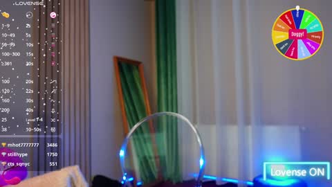 Snapshot of sabrinajadex chatting on February 8, 7:38 pm SabrinaJade online show from February 8, 7:38 pm