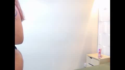 sabrinaroosa202cl online show from November 19, 3:22 pm