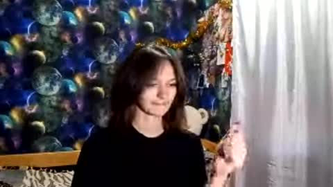 Adele online show from April 16, 8:03 am