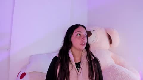    online show from October 27, 1:38 am