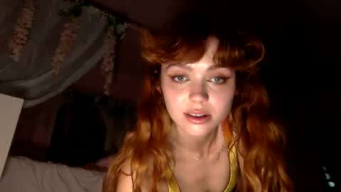 sadgirldies online show from December 18, 3:58 am