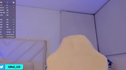 saely1 online show from April 25, 2:14 am