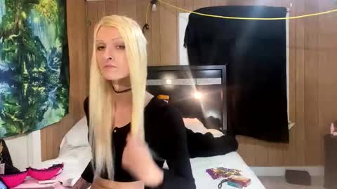 PupTwink online show from December 18, 8:42 am