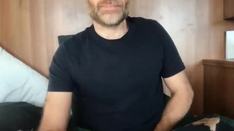 saint009 online show from January 16, 11:04 am