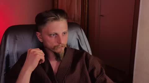 Snapshot of saint__vicious chatting on March 12, 8:31 pm saint__vicious online show from March 12, 8:31 pm
