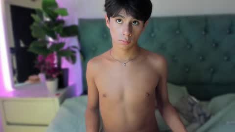 Santi online show from March 20, 1:16 pm