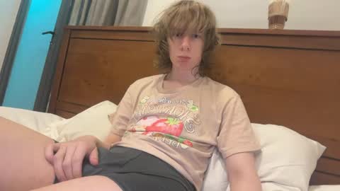 saintfawn online show from May 21, 12:17 am