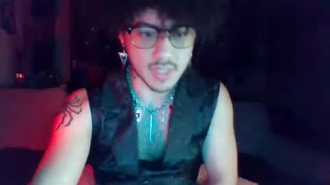 Saintscurse online show from March 2, 4:39 am