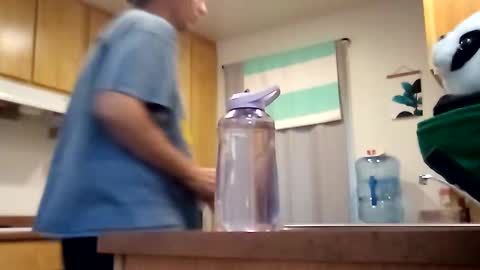 salis1981 online show from September 17, 6:33 pm