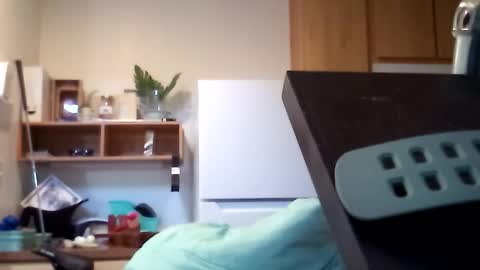 salis1981 online show from November 2, 10:32 pm