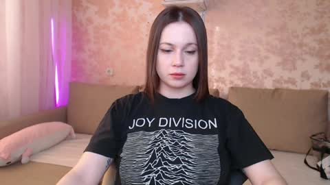 Sally online show from April 2, 5:37 am