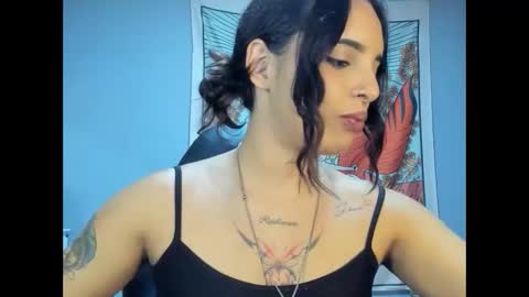 Snapshot of sallymaddoxx chatting on October 3, 12:53 am sallymaddoxx online show from October 3, 12:53 am