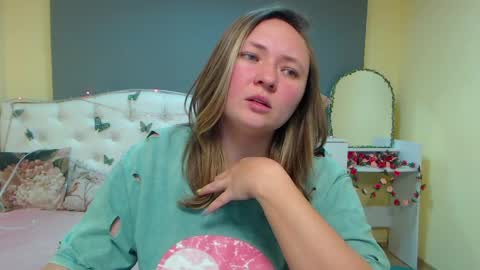 Sally online show from April 20, 5:27 pm