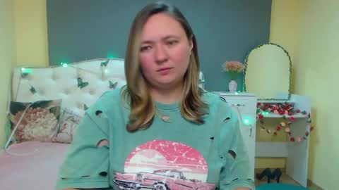 Sally online show from April 21, 1:42 am