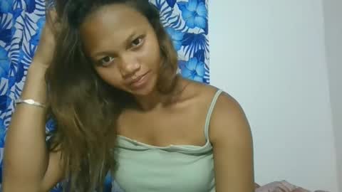 Snapshot of sallywett chatting on February 23, 5:39 pm SallyWett online show from February 23, 5:39 pm