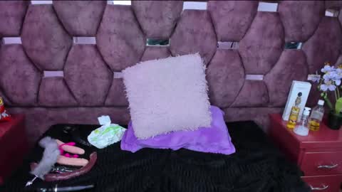 Snapshot of salmasantos chatting on September 14, 3:42 am salmasanto online show from September 14, 3:42 am