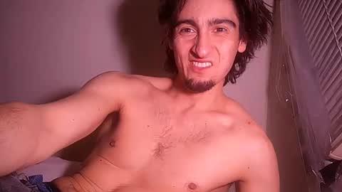 salmonman1305 online show from March 4, 2:49 am