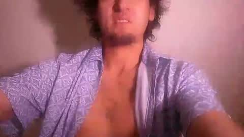 salmonman1305 online show from February 18, 2:38 am