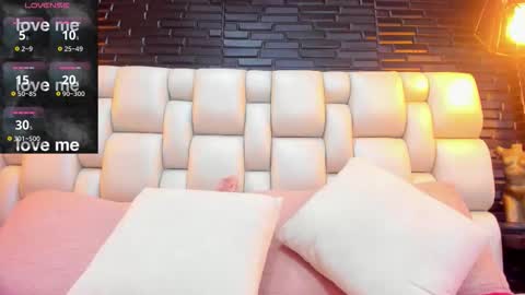 salome online show from November 17, 1:24 pm