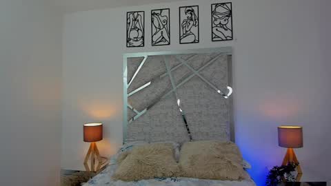 salomedyla online show from January 25, 6:46 pm