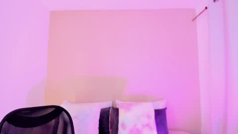 Salome online show from May 4, 11:11 pm